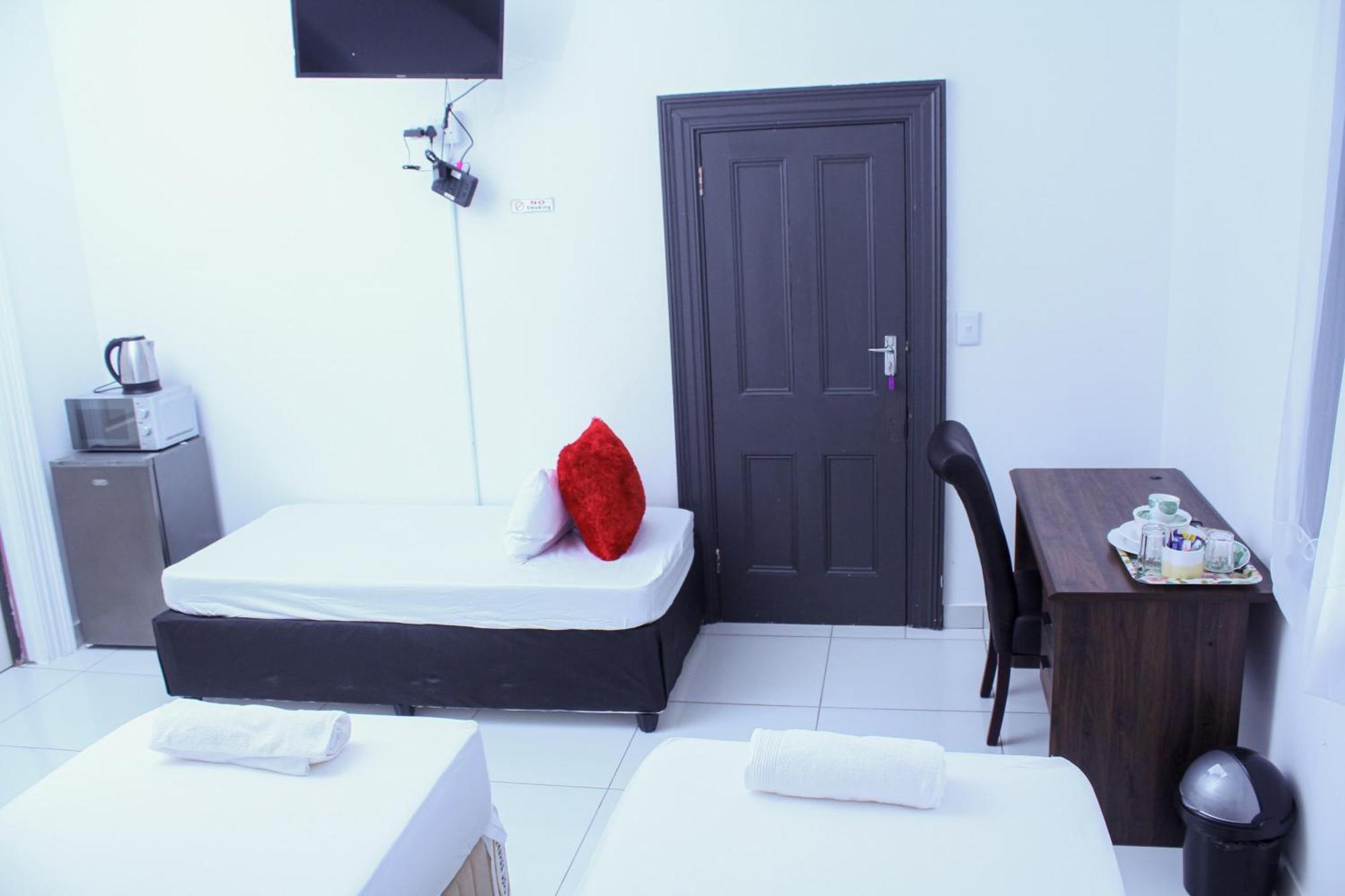 4 Callington Guest House Puerto Elizabeth Exterior foto